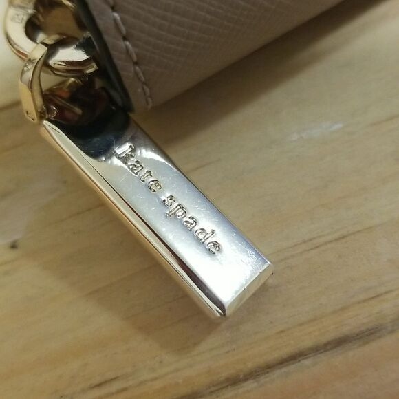 Kate Spade Madison Colorblock Saffiano Leather Large Slim Bifold Wallet - Picture 5 of 5